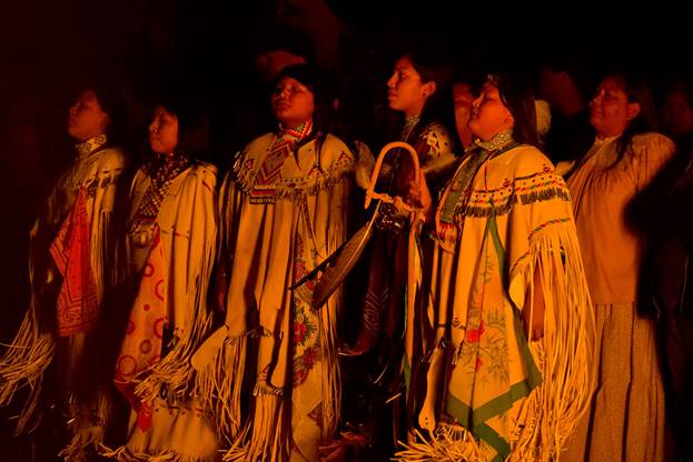 Changing Woman' Sunrise Dance Ceremony at Chi'Chil Bildagoteel
